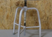 TABORET METALOWY NA ŚRUBIE 